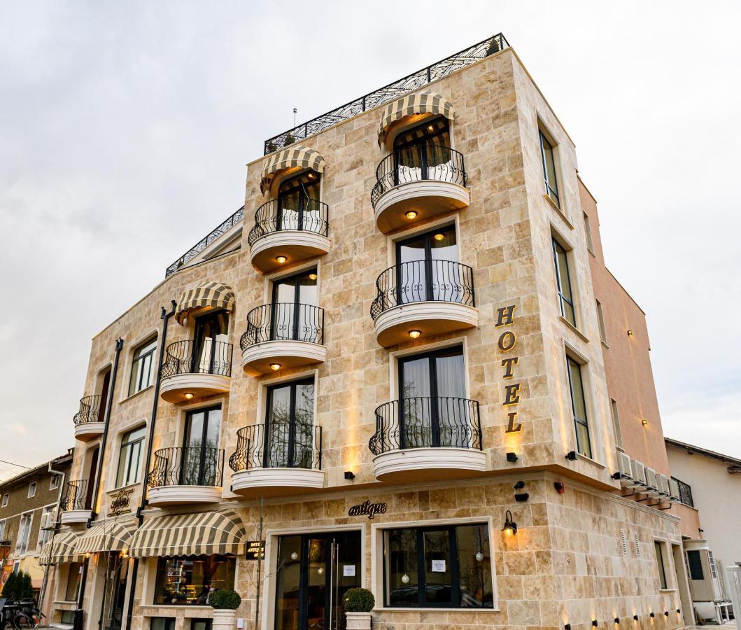 Antique Boutique Hotel Pavel Banya Bagian luar foto