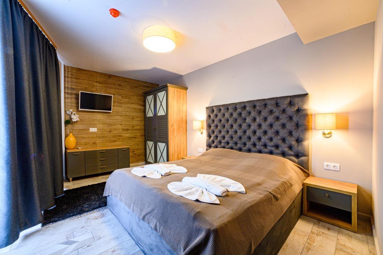 Antique Boutique Hotel Pavel Banya Bagian luar foto