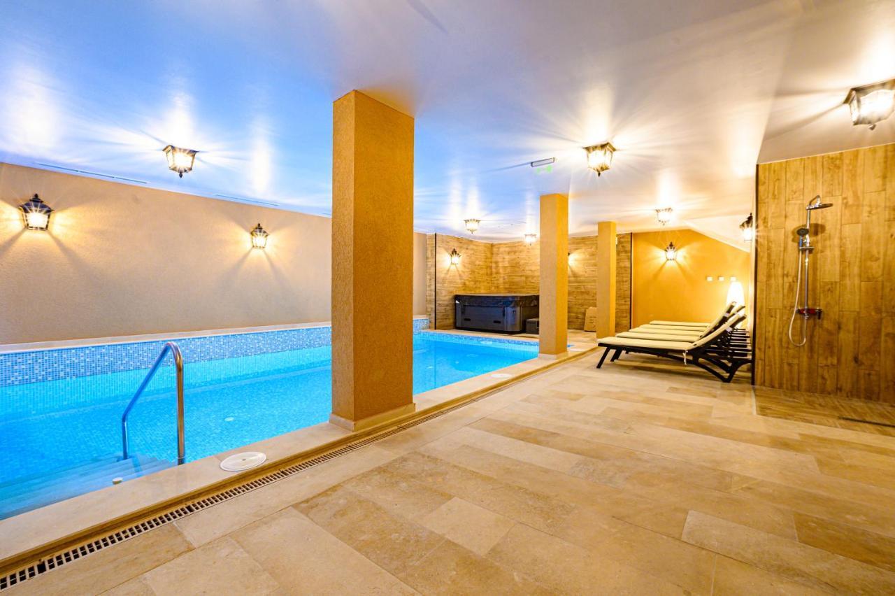Antique Boutique Hotel Pavel Banya Bagian luar foto