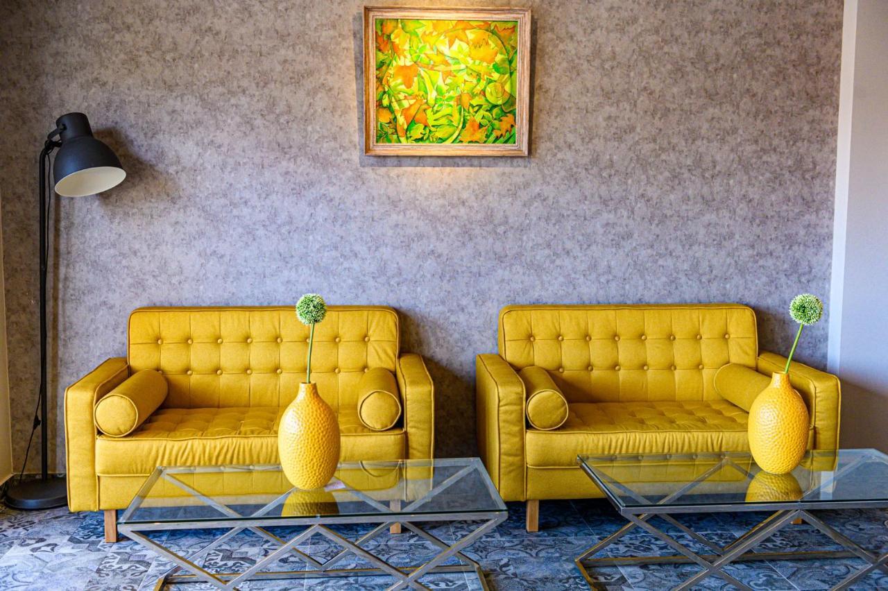Antique Boutique Hotel Pavel Banya Bagian luar foto